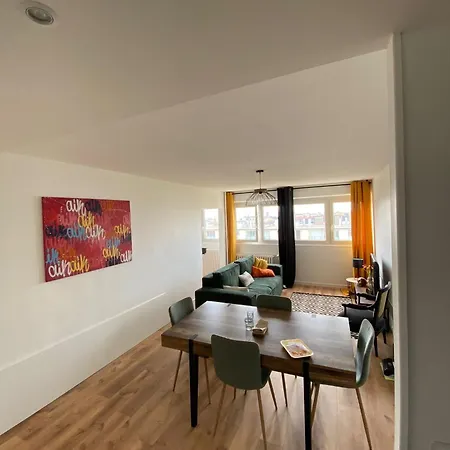 Quarto em Acomodações Particulares Le Cedre