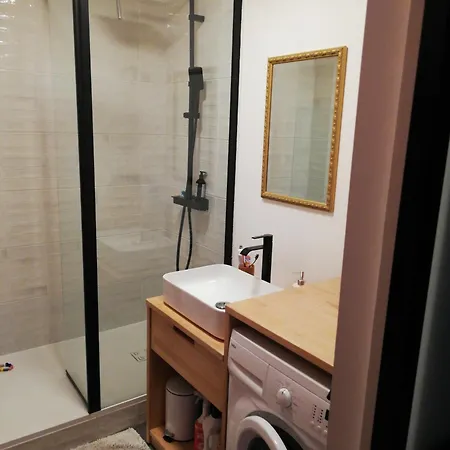 Quarto em Acomodações Particulares Le Cedre